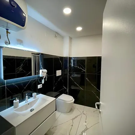 Avusa Guest house *